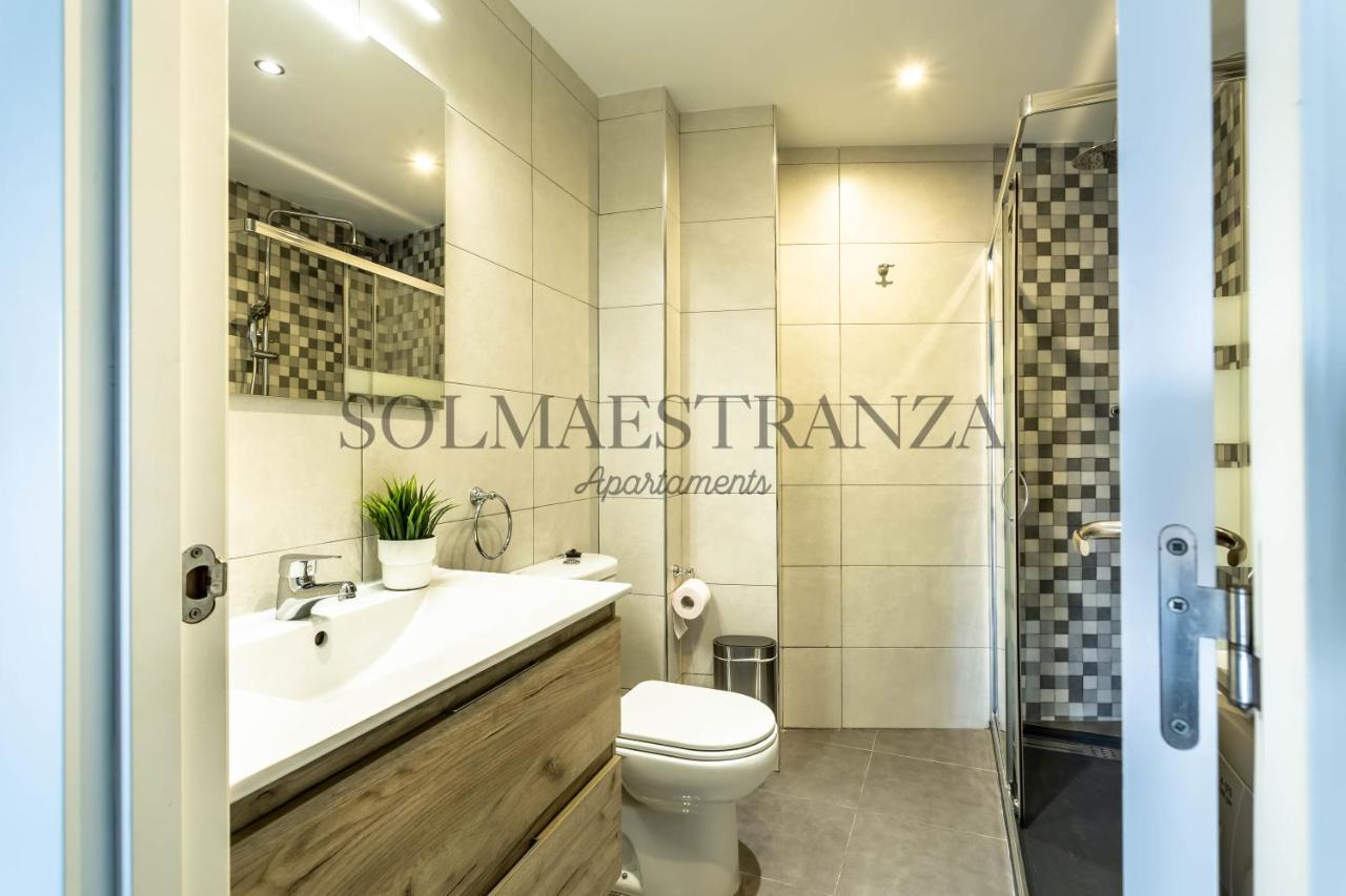 Atarazanas Apartment By Sol Maestranza Малага Екстериор снимка
